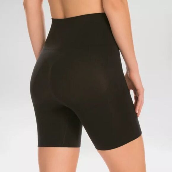 Spanx Shapewear Shaping Shorts Mid Thigh Shaper - Picture 1 of 4